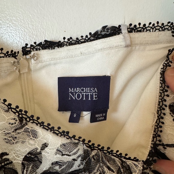 MARCHESA NOTTE lace dress - size 8 - Picture 3 of 3